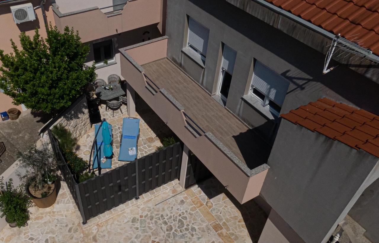 Apartment Stela - Private Terrace & Parking Zadar Extérieur photo